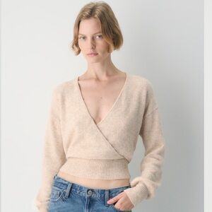 NEW Aritzia SoftSpoke Dear Wrap Sweater. Heathered Oat color. Size Small.